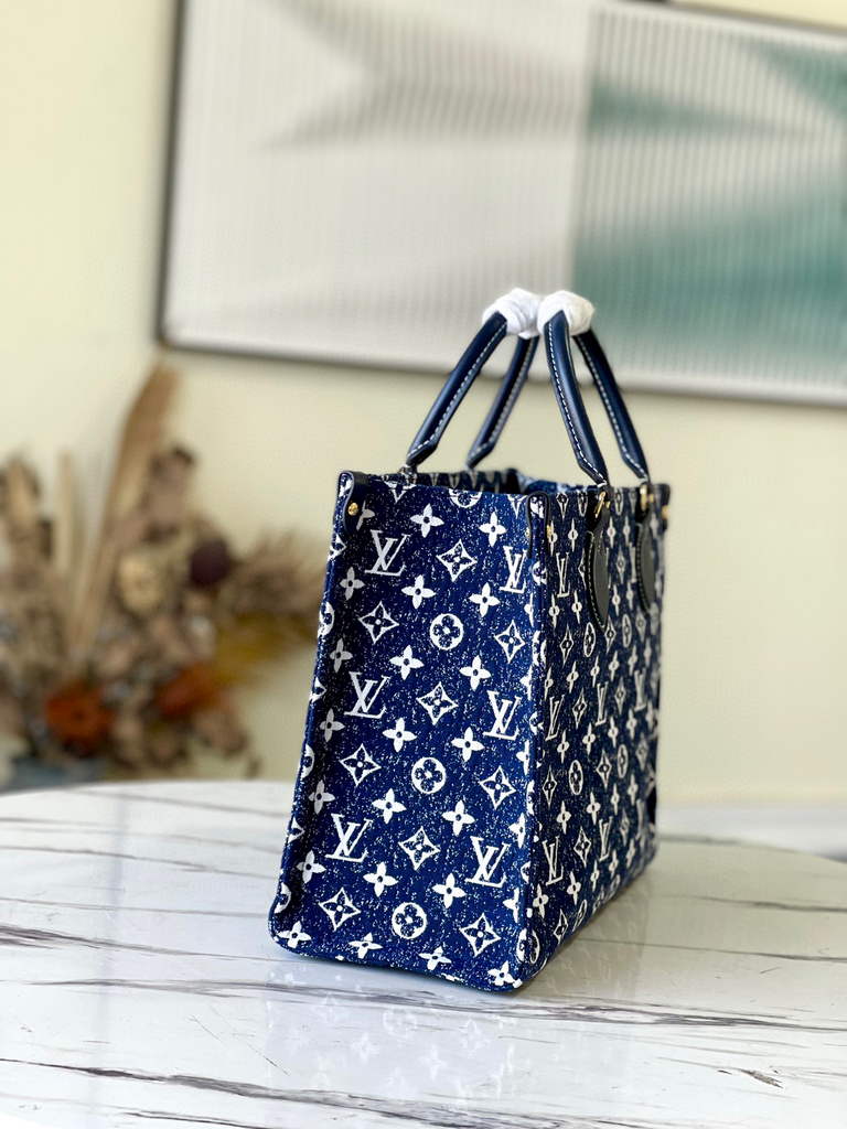Louis Vuitton M59608 OnTheGo MM Tote bag Monogram Blue
