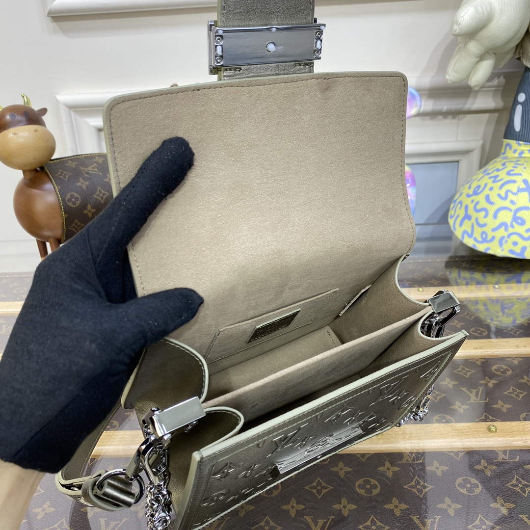 LV M21740 Louis Vuitton Mini Dauphine Bag Light gold