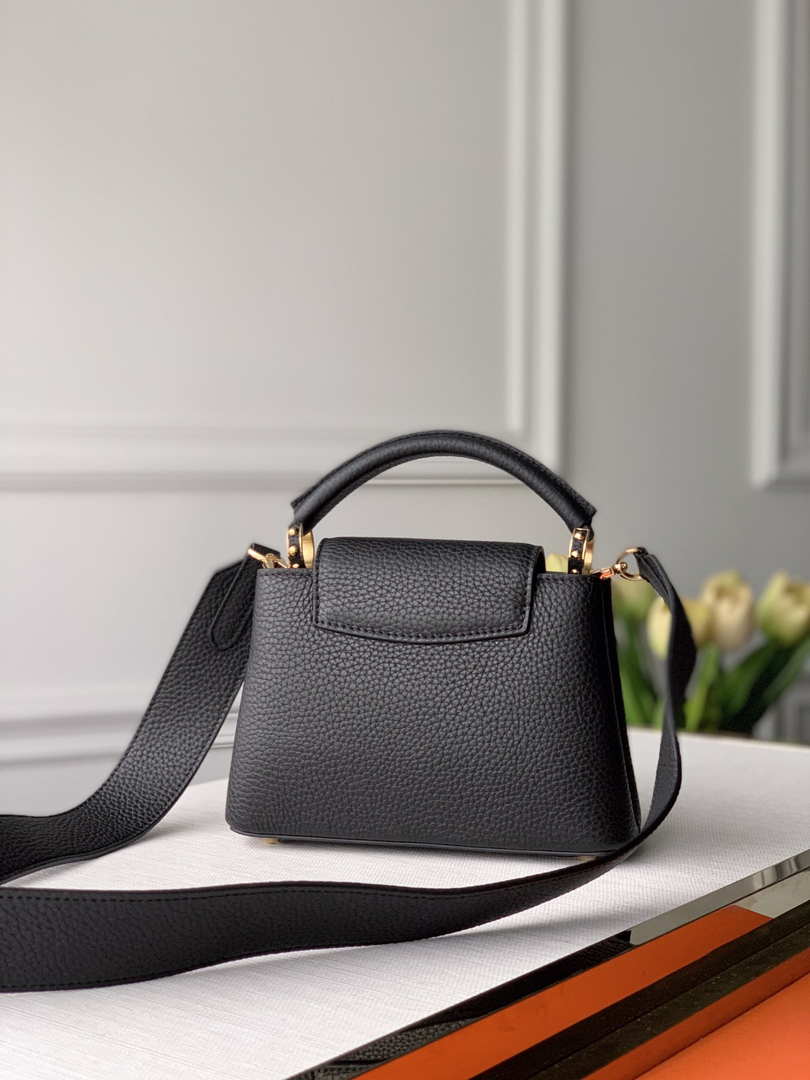 LV M56071 Louis Vuitton Capucines mini Leather Bag Black