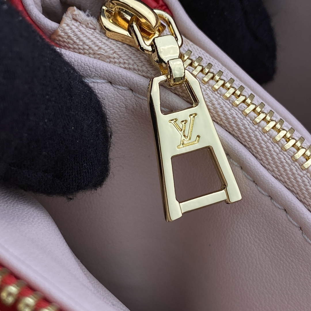 LV M22397 Louis Vuitton Coussin PM Handbag Coquelicot Red