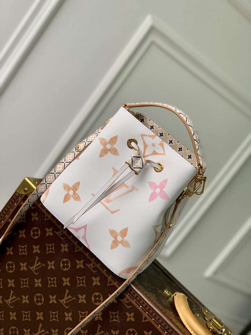 LV M22985 Louis Vuitton N��ono�� BB Bucket Bag Beige