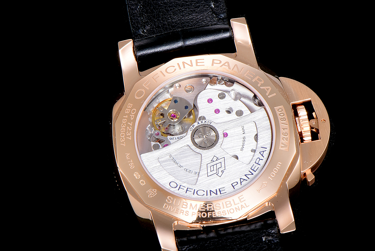 Panerai SUBMERSIBLE sneaker series PAM00974 watch