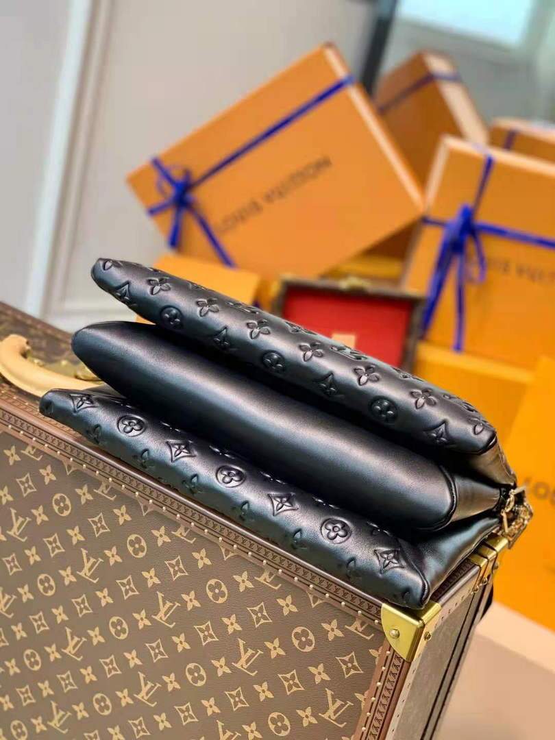 LV M57783 Louis Vuitton Coussin MM Embossed puffy Lambskin Bag Black
