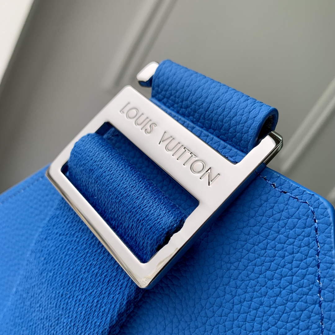 LV M22665 Louis Vuitton Takeoff Slingbag Bright Blue