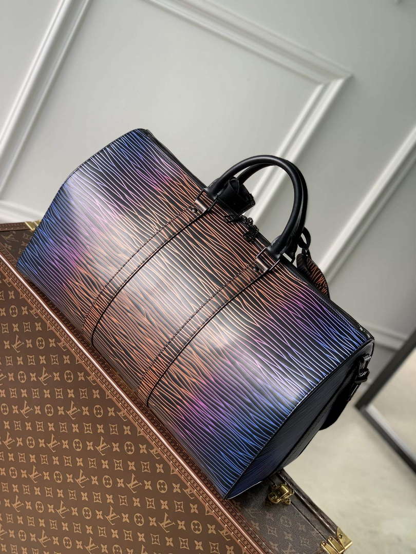 LV M23174 Louis Vuitton Keepall Bandouli��re 50 Bag Gradient Electric Sun