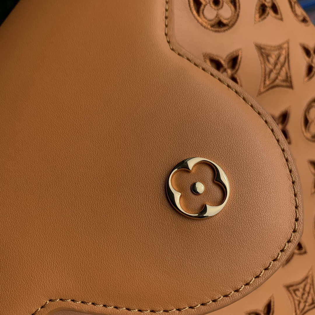 LV M22863 Louis Vuitton Capucines Mini Handbag Saffron Yellow