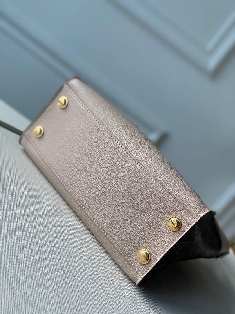 LV M57729 Louis Vuitton On My Side PM Tote Bag M57728 Greige