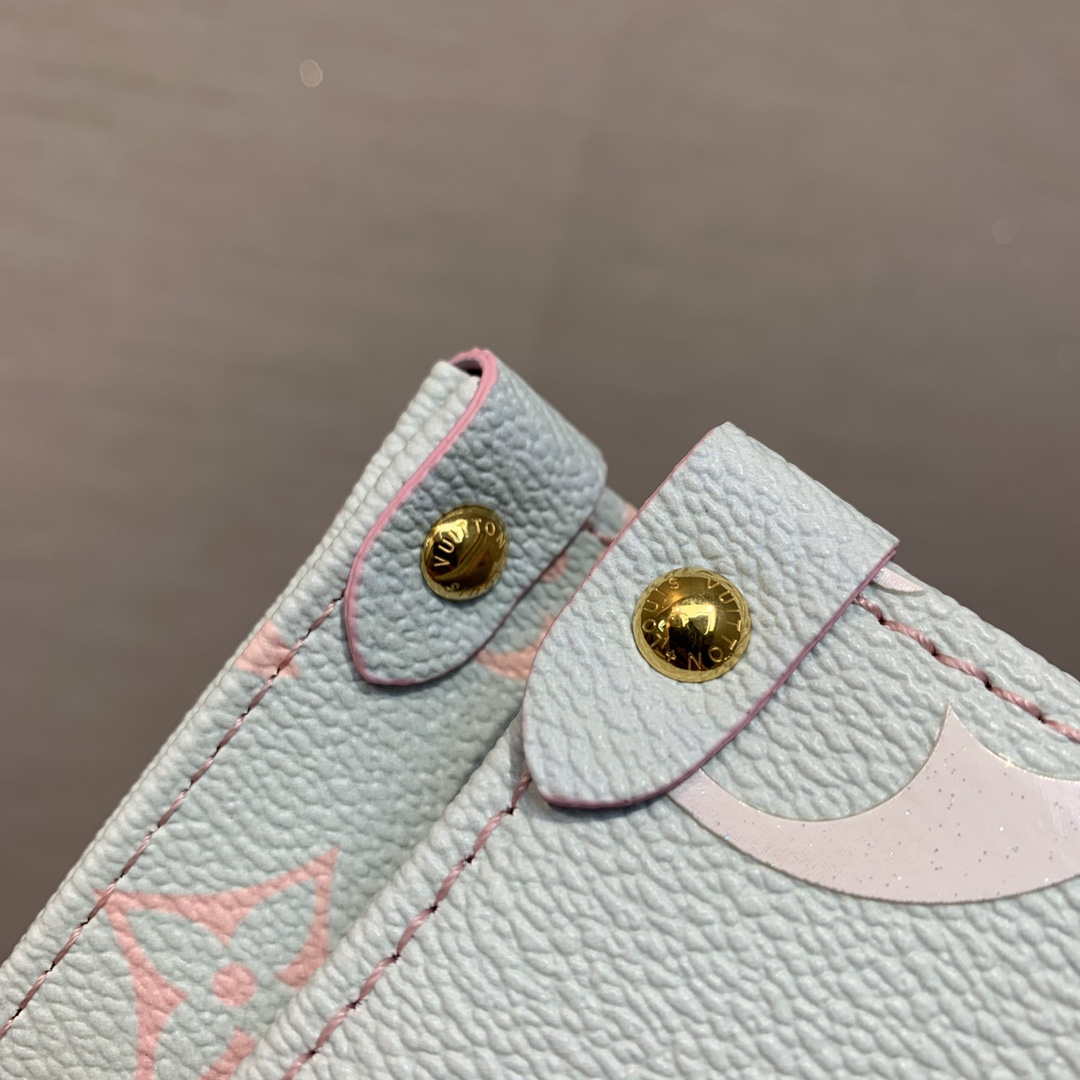 LV M59856 Louis Vuitton Onthego PM Shopping Bag Monogram