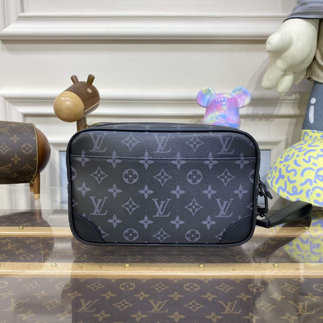 LV M82076 Louis Vuitton Pochette Kasai