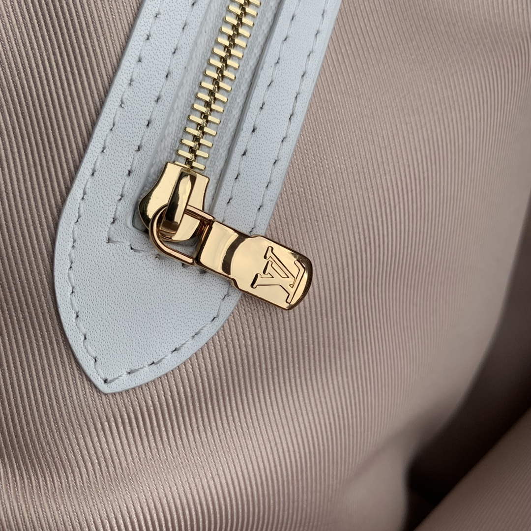 LV M22839 Louis Vuitton Neverfull MM Tote Bag White