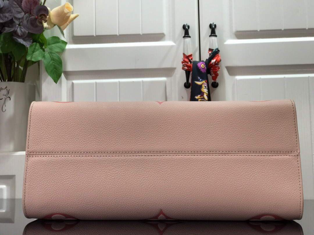 LV M45717 Louis Vuitton Onthego MM Handbag Cream/Saffron