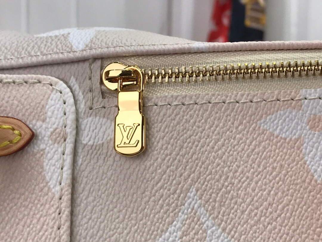 LV M45764 Louis Vuitton Tiny Backpack Mist Gray