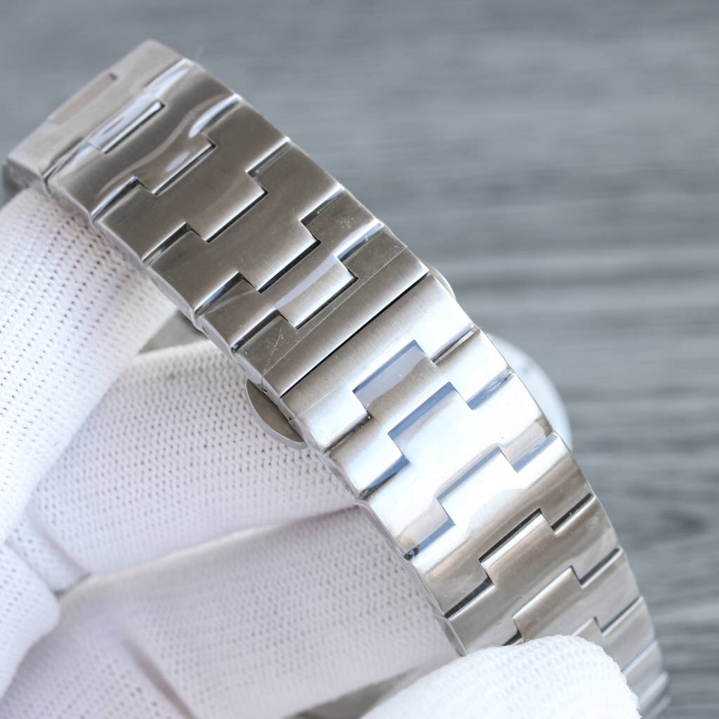 Panerai Kinetic Energy Reserve