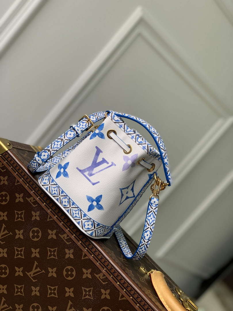 LV M82386 Louis Vuitton Nano No�� Bucket Bag Blue