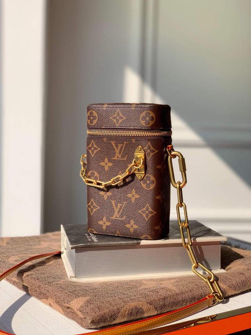 LV M44914 Louis Vuitton Phone Box Monogram