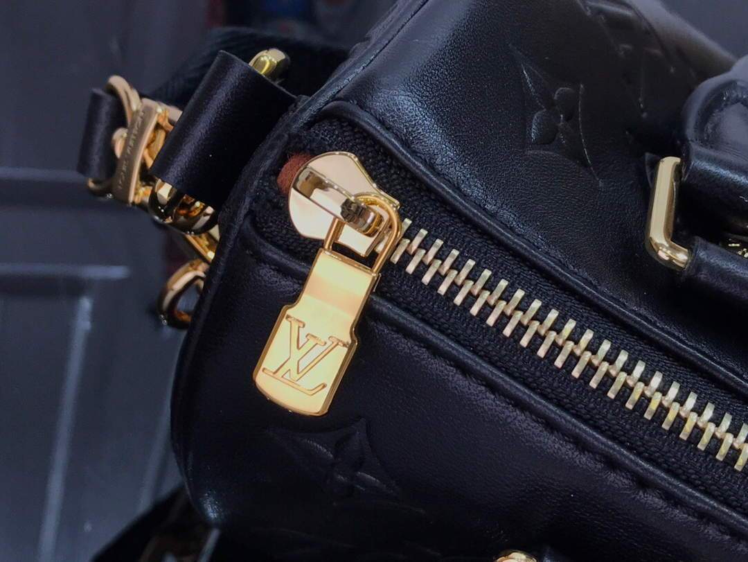 LV M58631 Louis Vuitton Speedy Bandouliere 22 Bag Black