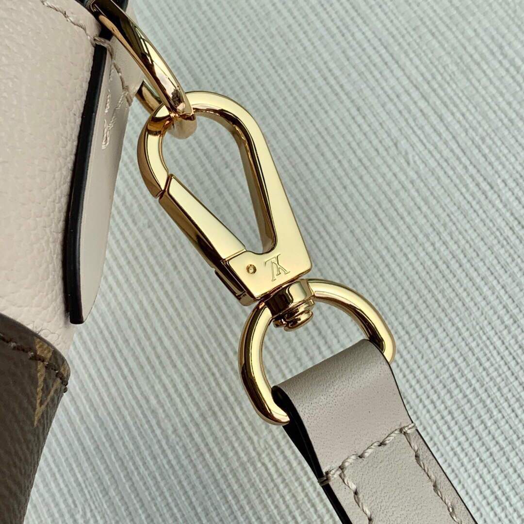 LV M57729 Louis Vuitton On My Side PM Tote Bag M57728 Greige