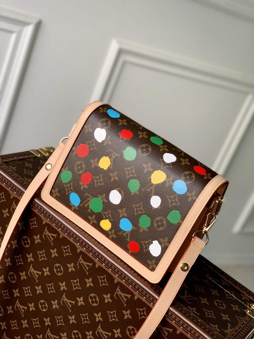 LV M46432 Louis Vuitton LV X YK Dauphine MM Bag Monogram