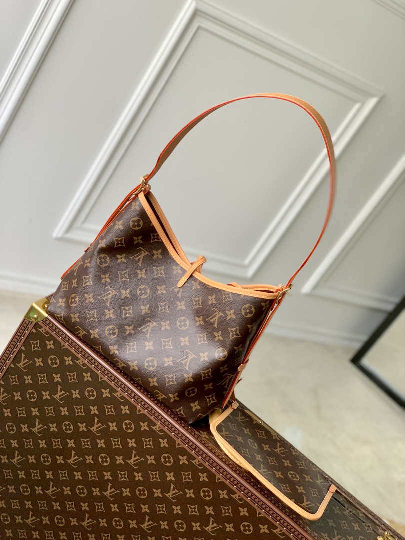 Louis Vuitton LV M46203 Carryall PM Monogram