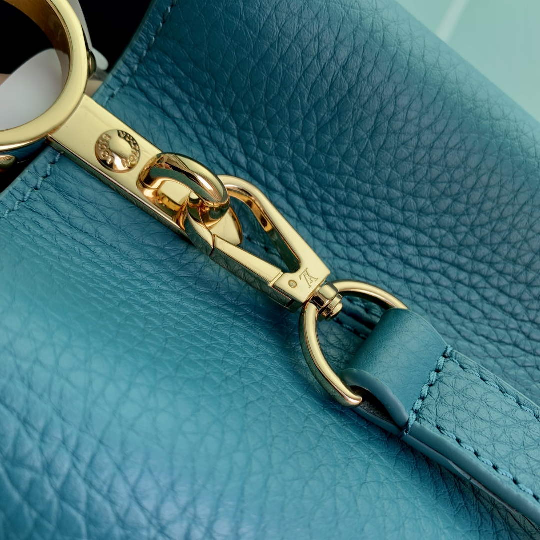Louis Vuitton LV M23766 Capucines Mini Handbag Green