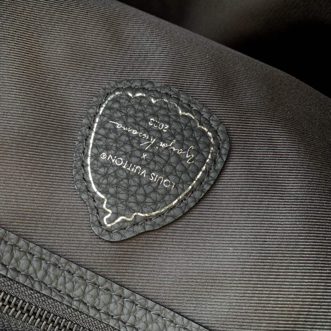 LV M21674 Louis Vuitton LV x YK Keepall 50 Bag