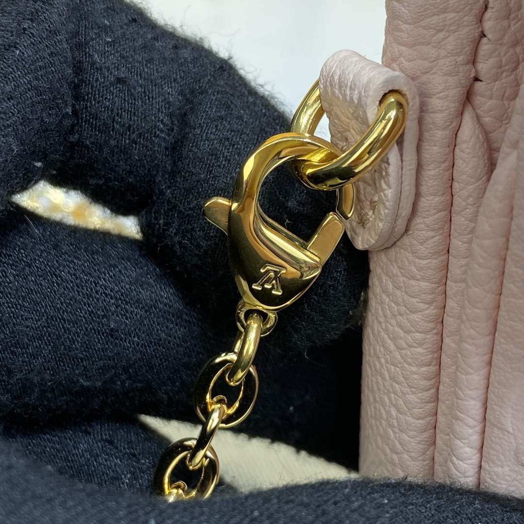 LV M81389 Louis Vuitton Micro M��tis Bag Pink