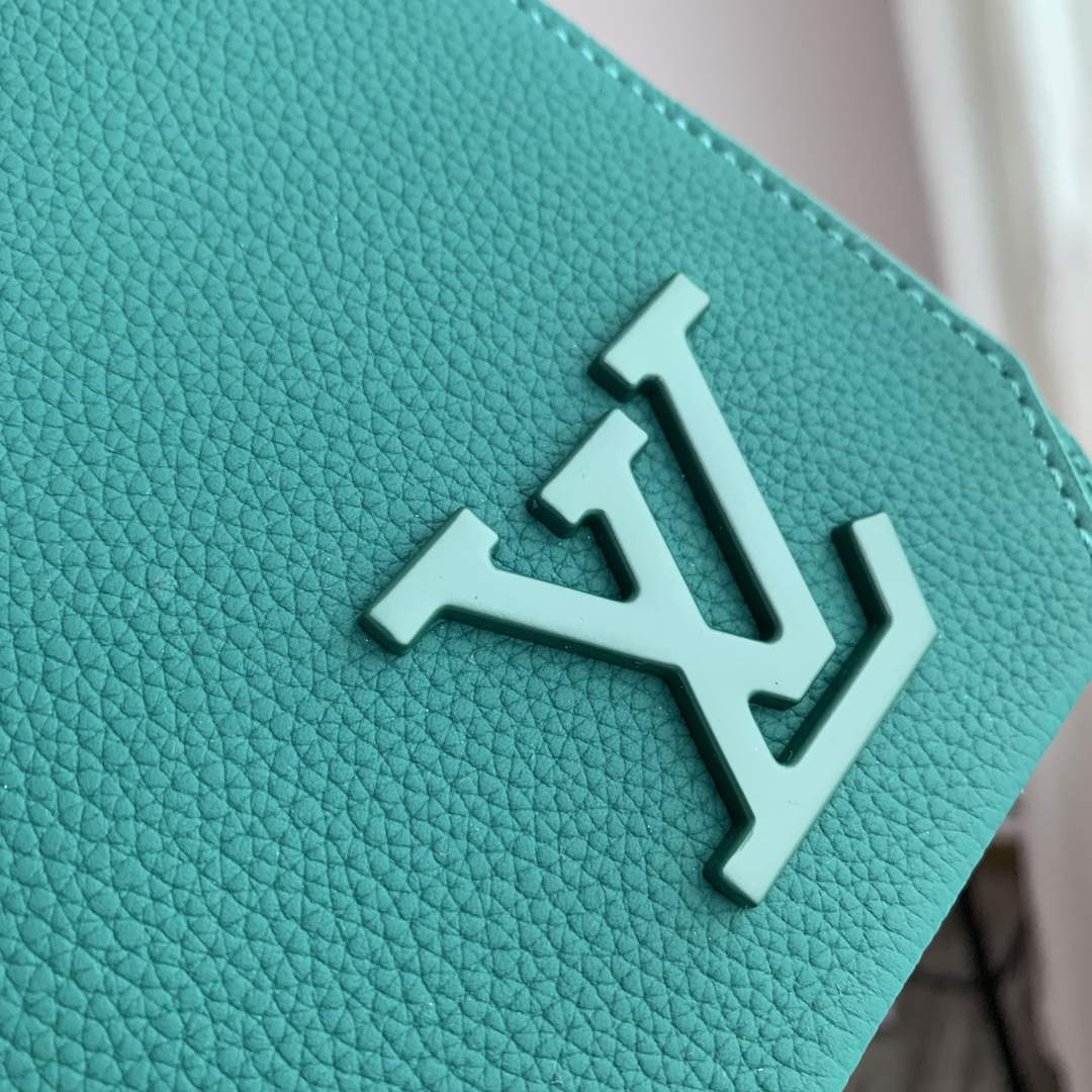 LV M22505 Louis Vuitton Takeoff Messenger Bag Green