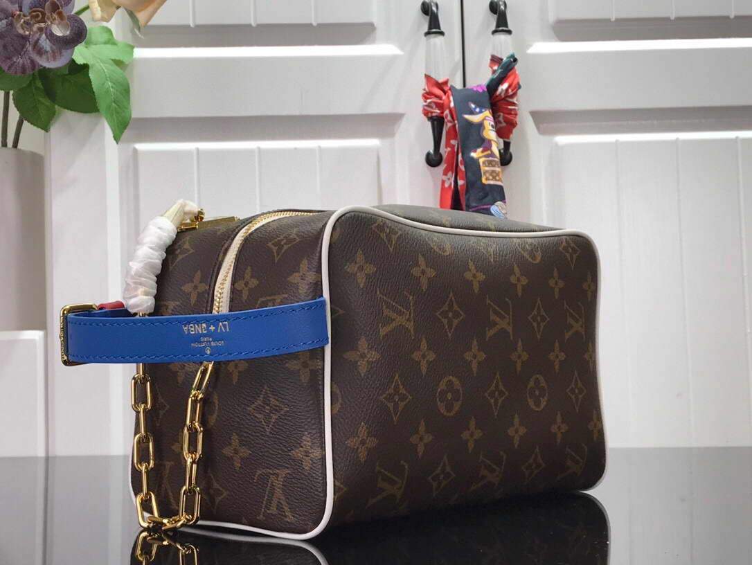 LV M45588 Louis Vuitton X NBA Cloakroom Dopp Kit Monogram Canvas