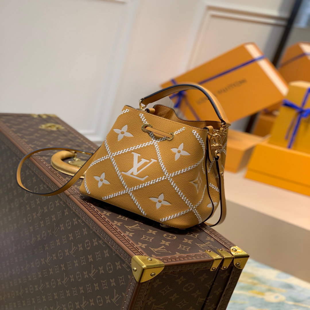 LV M46023 Louis Vuitton NONO BB Bucket Bag Brown