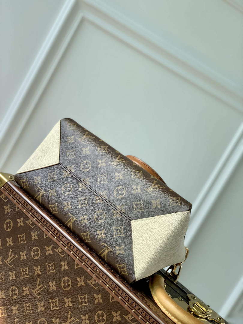 LV M46495 Louis Vuitton Op��ra BB Tote Bag Cr��me Beige
