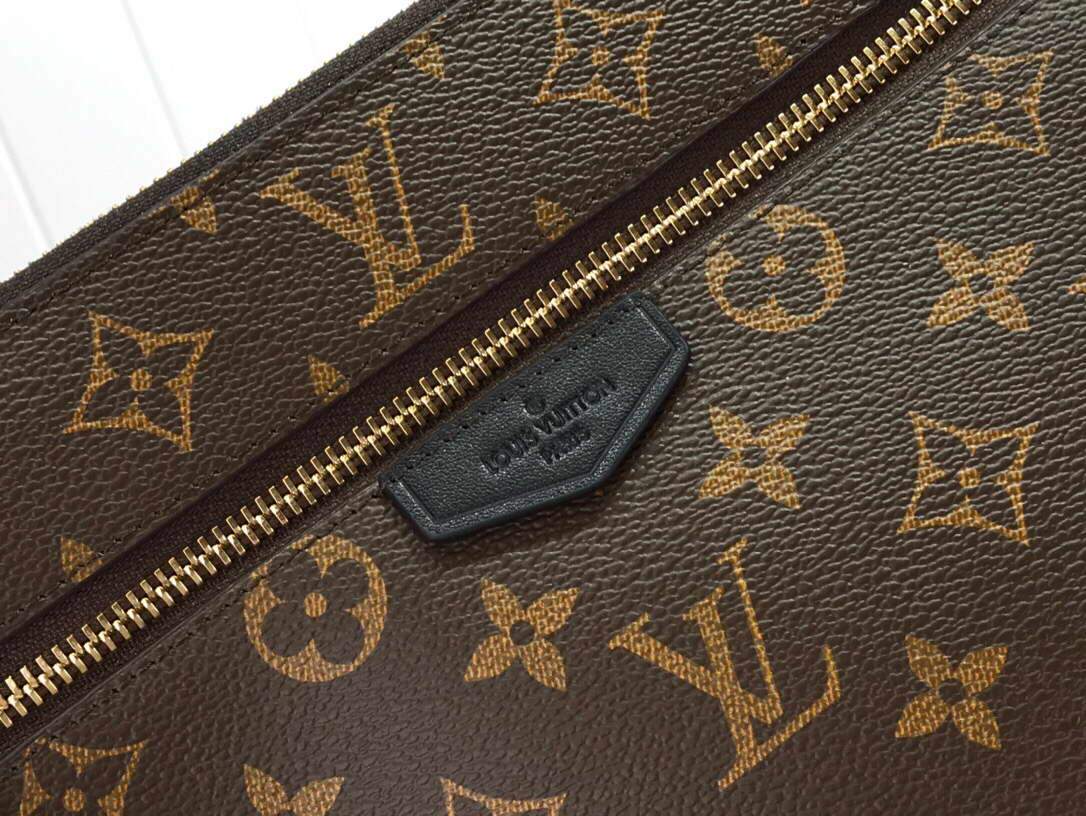 LV N60417 Louis Vuitton Pouch Monogram Canvas Brwon