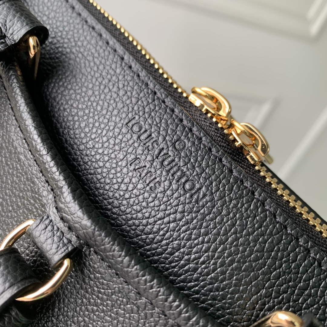 LV M46488 Louis Vuitton Trianon PM Bag Monogram Black