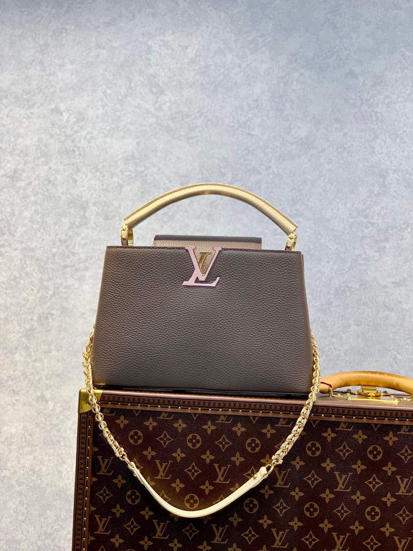 LV M59516 Louis Vuitton Capucines MM Handbag Smokey Brown Green/Cr��me/Pink