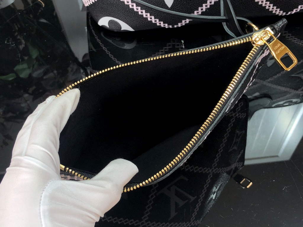 Louis Vuitton M46029 LV M46023 N��oNo�� MM Monogram Arizona Brown