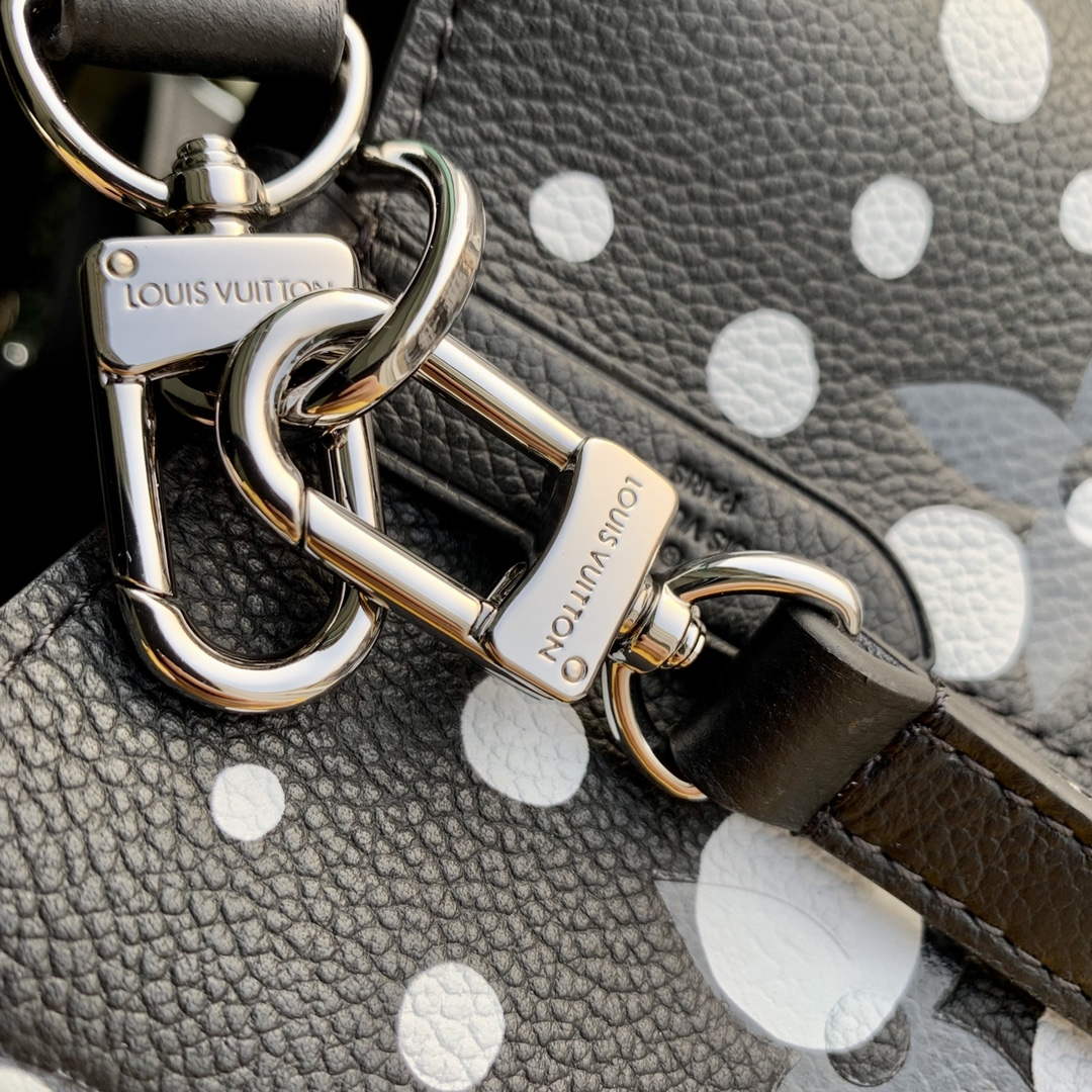 LV M21753 Louis Vuitton LV x YK N��ono�� MM Bag Black White