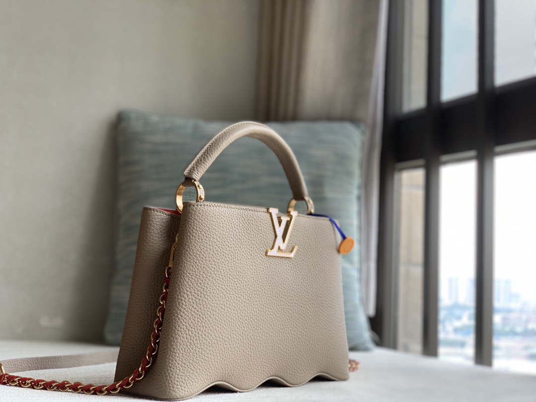 LV M22121 Louis Vuitton Capucines BB Handbag Gray