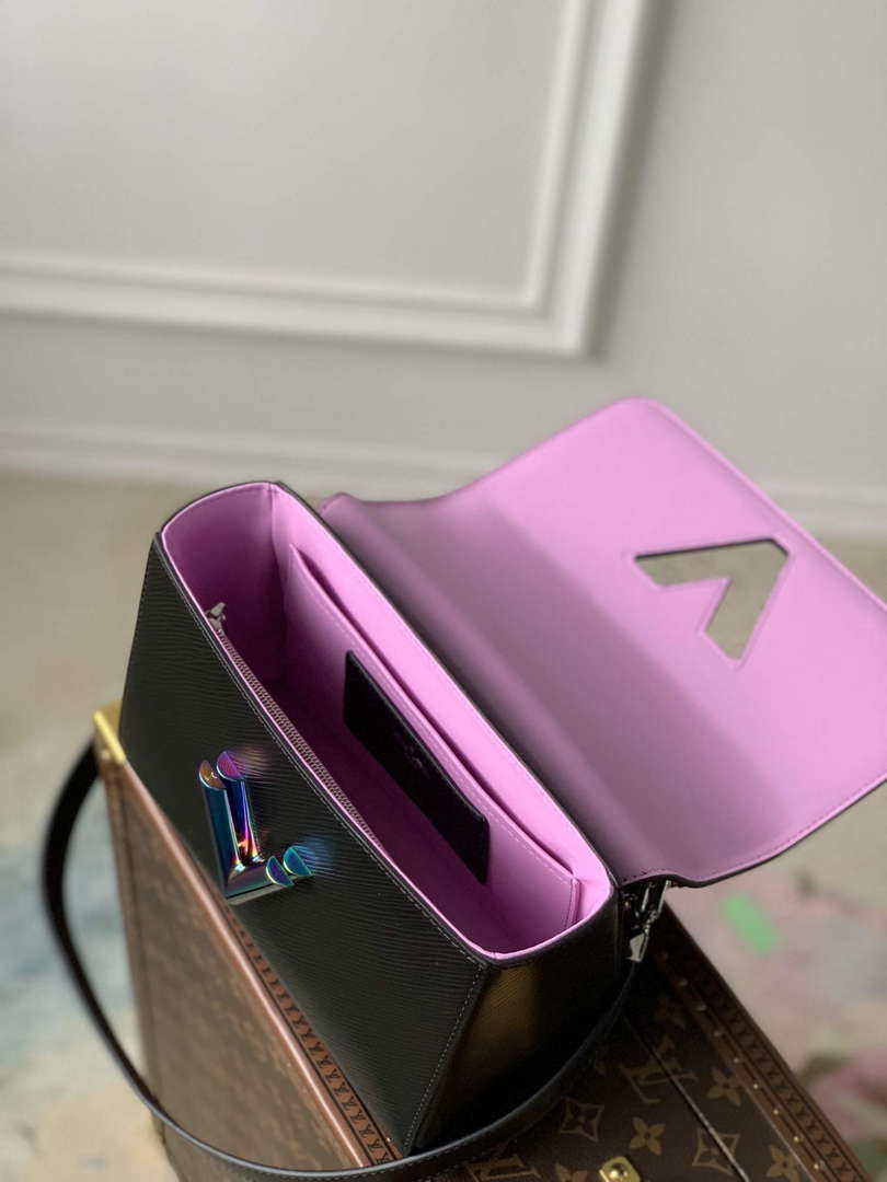 LV M22028 Louis Vuitton Twist MM Bag Epi Leather Black