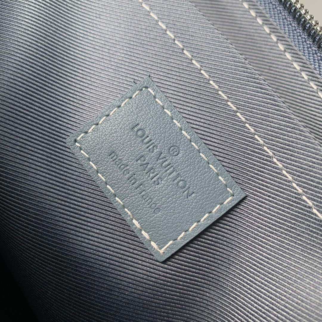 LV M82313 Louis Vuitton Pochette To-Go Bag