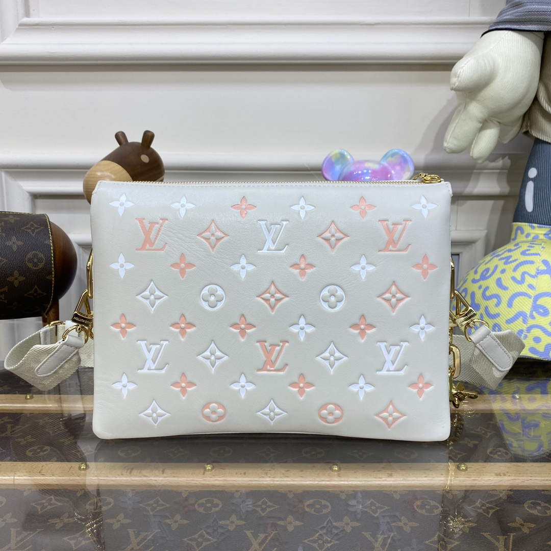 LV M22398 Louis Vuitton Coussin PM Handbag Cr��me Beige