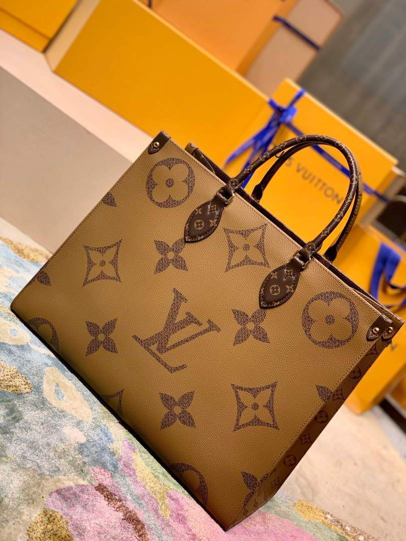 LV M45320 Louis Vuitton Onthego GM Monogram Handbag