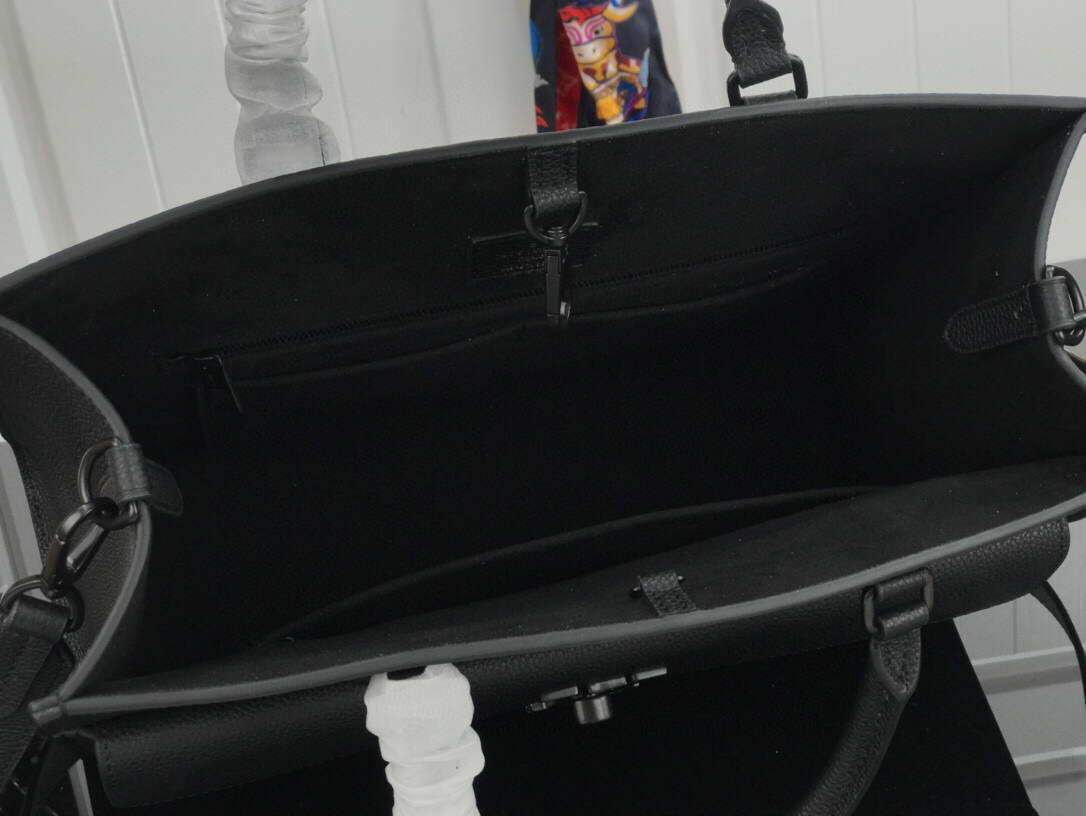 LV M55846 Louis Vuitton Lockme Tote MM Leathers M55818 Bag Black