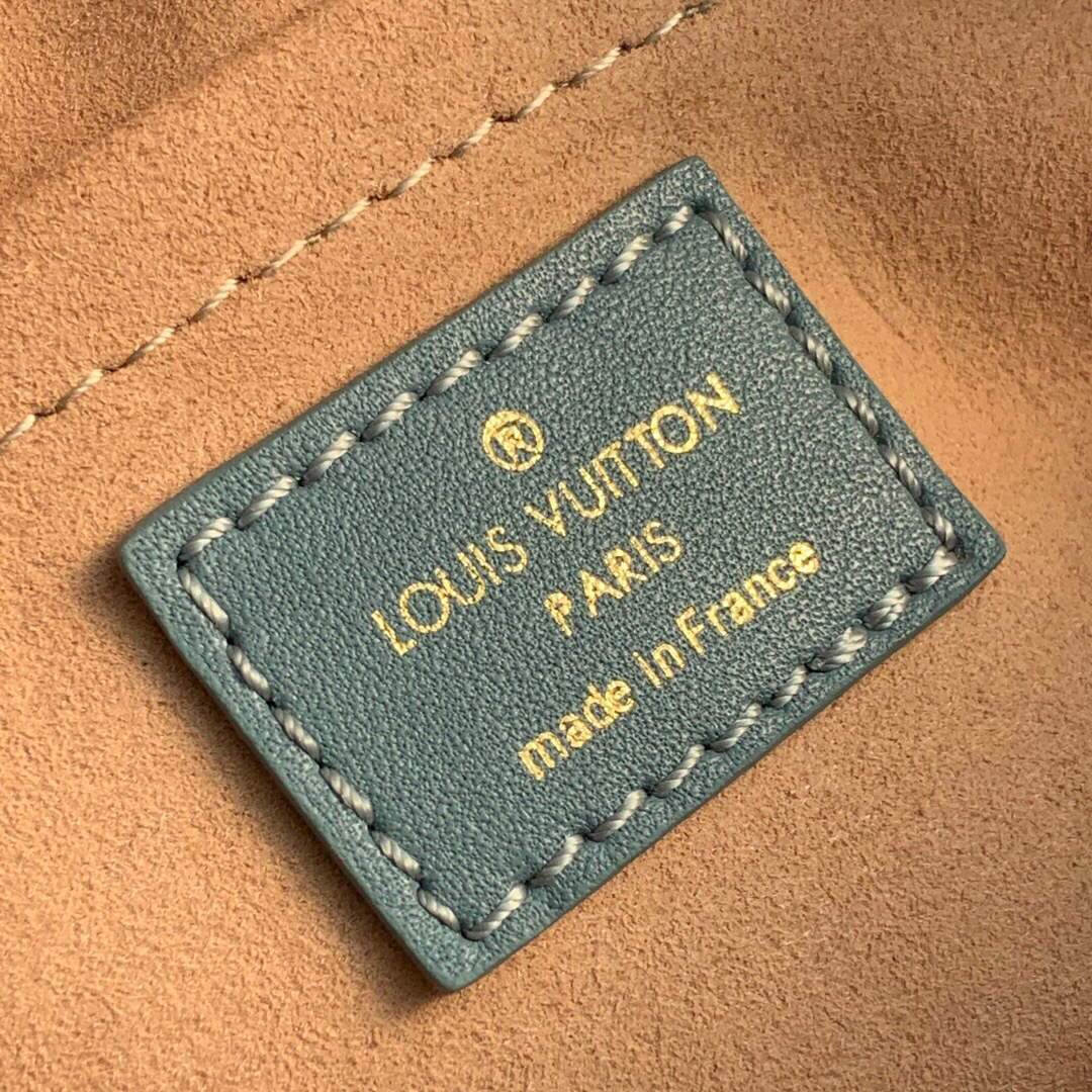 LV M59115 Louis Vuitton M59116 Troca PM Shoulder Bag Glacier Blue
