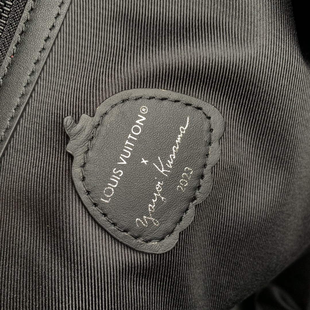 LV M46400 Louis Vuitton LV x YK keepall 45 Monogram