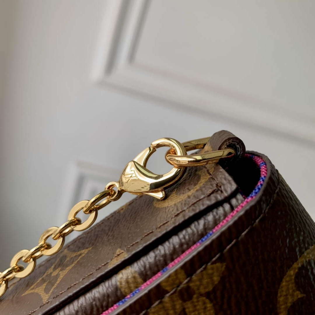 LV M82108 Louis Vuitton LV x YK F��licie Pochette