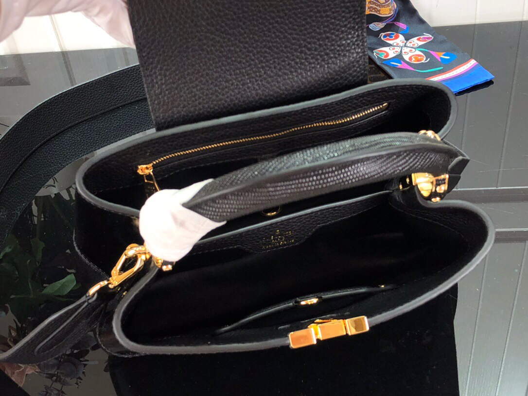 LV M59269 Louis Vuitton Capucines BB Handbag Black