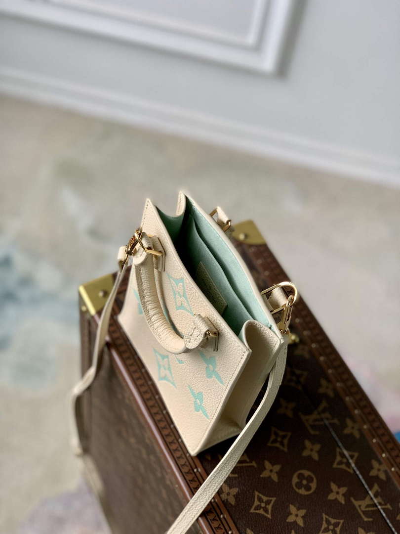 LV M81416 Louis Vuitton Petit Sac Plat Bag Matcha green