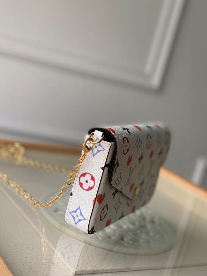 LV M80232 Louis Vuitton M69977 Game on Felicie Pochette Bag White
