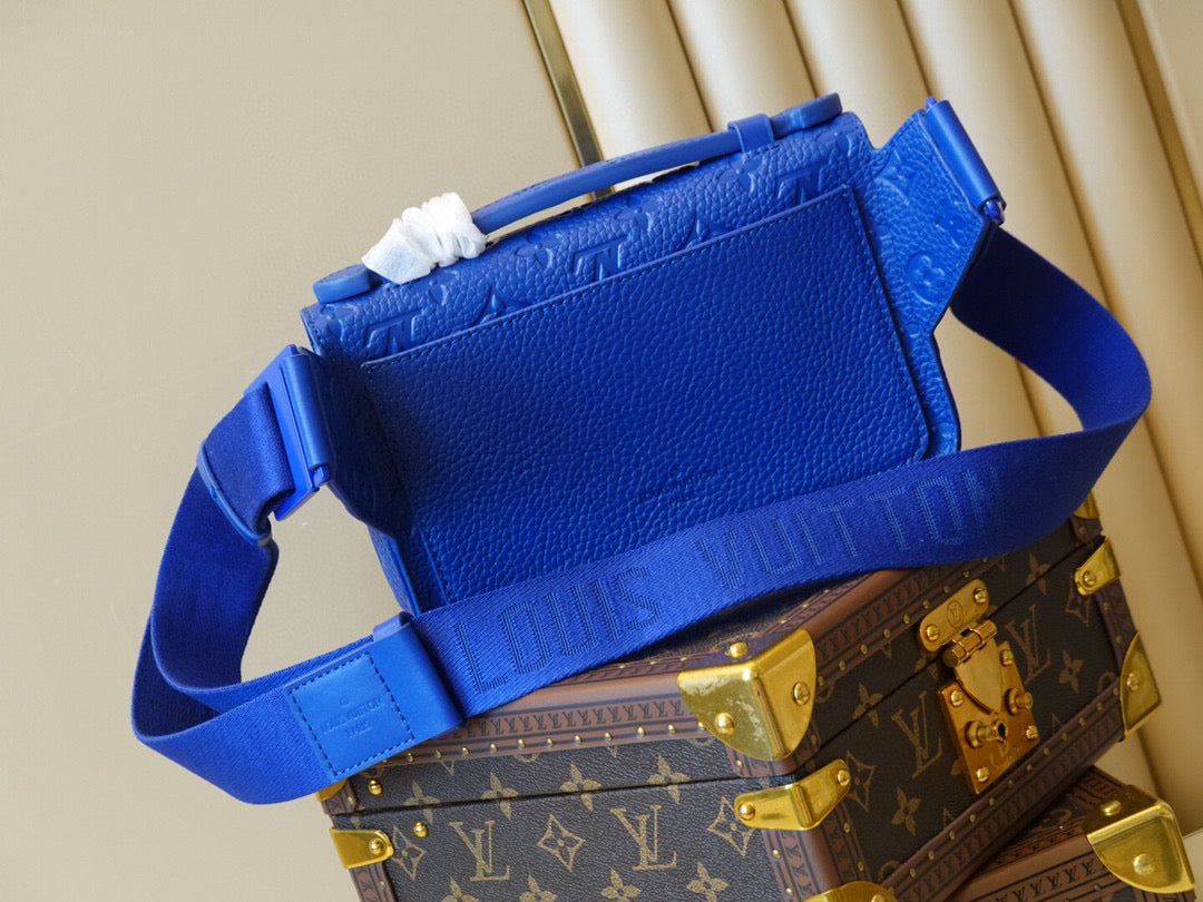 LV Louis Vuitton M58487 S Lock Sling Blue