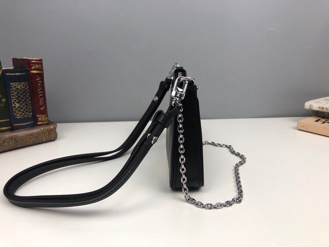 LV M80471 Louis Vuitton Easy Pouch On Strap M80480 M80483 Bag Black