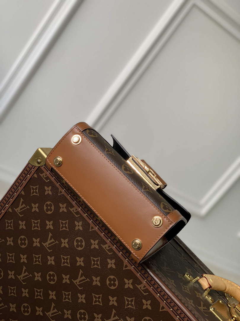 LV M46751 Louis Vuitton Dauphine Capitale Bag